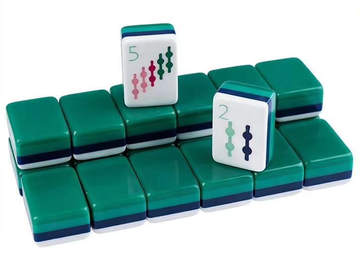 Emerald Garden Mahjong Set